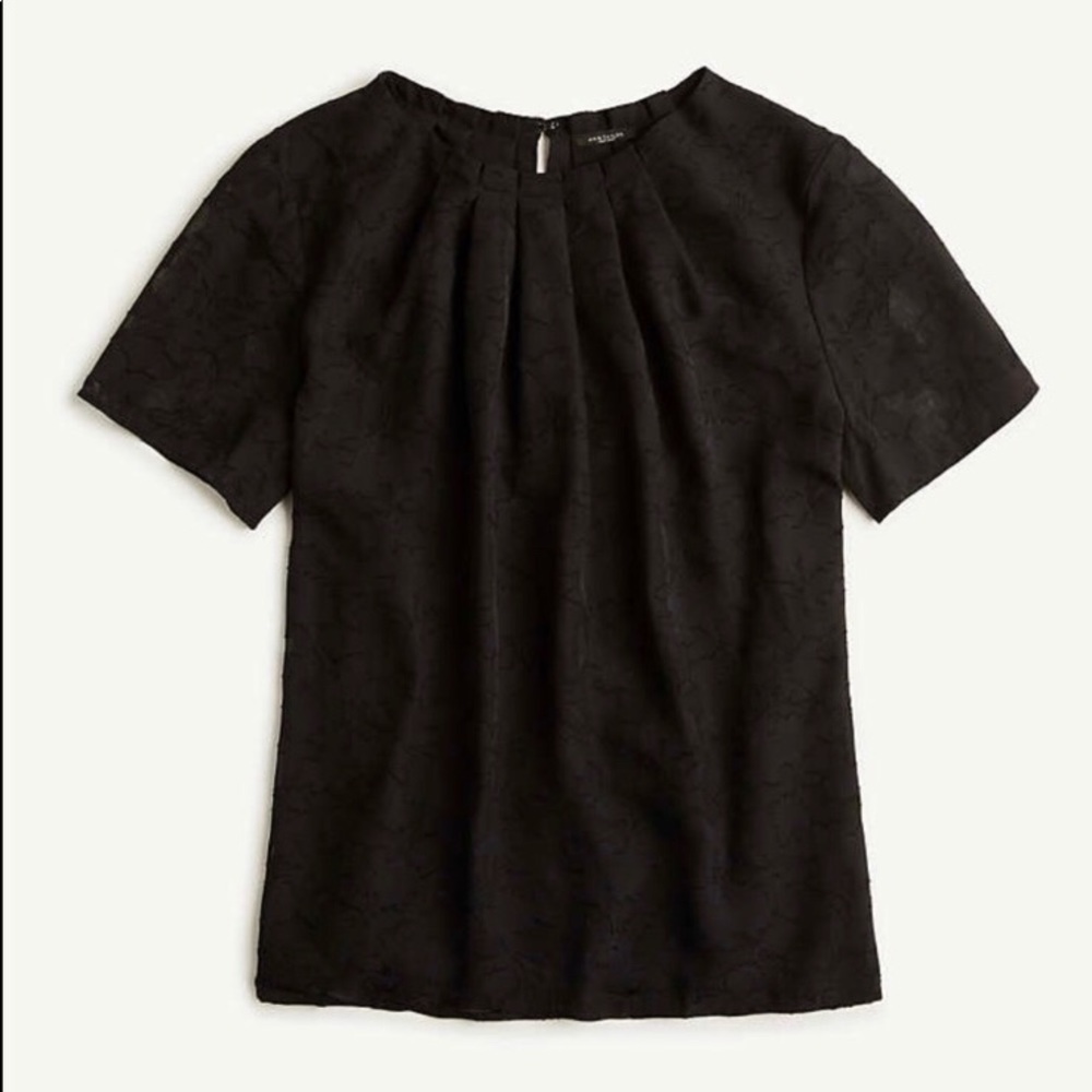 Beautiful Ann Taylor Factory blouse